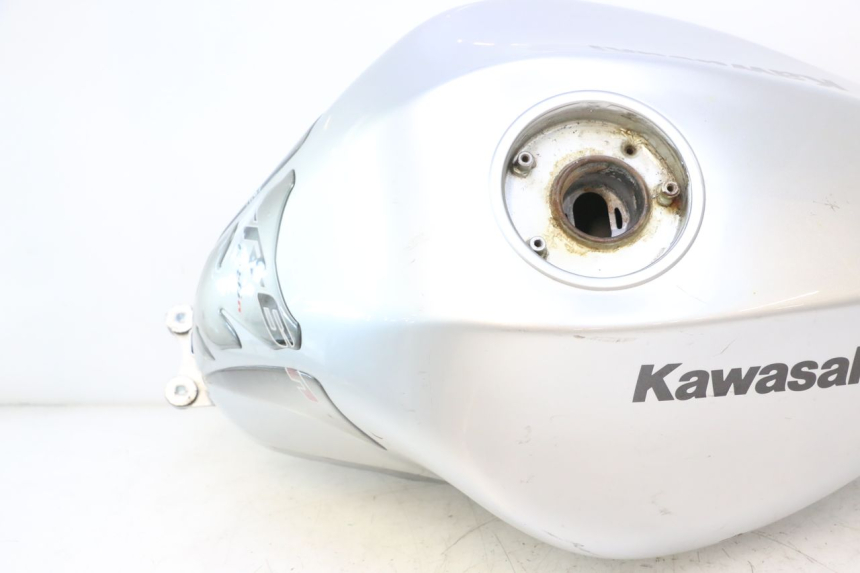 photo de SERBATOIO CARBURANTE  KAWASAKI ER-6 ER6 N 650 (2005 - 2009) - Zoom qualità usato