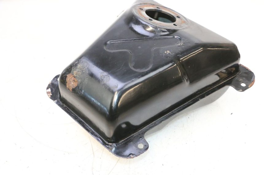 photo de SERBATOIO CARBURANTE  KEEWAY F-ACT FACT EVO 50 (2020 - 2026) - Stato della superficie e materiale