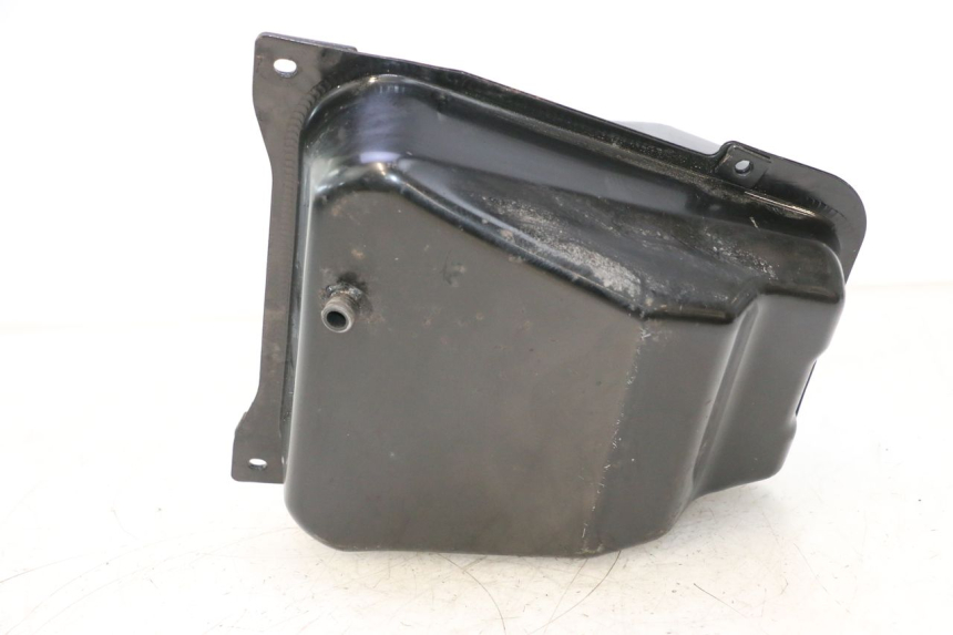 photo de SERBATOIO CARBURANTE  KEEWAY F-ACT NAKED 50 (2009 - 2014) - Primo piano tecnico