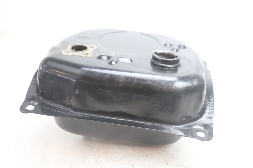 photo de Serbatoio carburante SYM FIDDLE 3 III 50 (2014 - 2020) - Stato della superficie e materiale