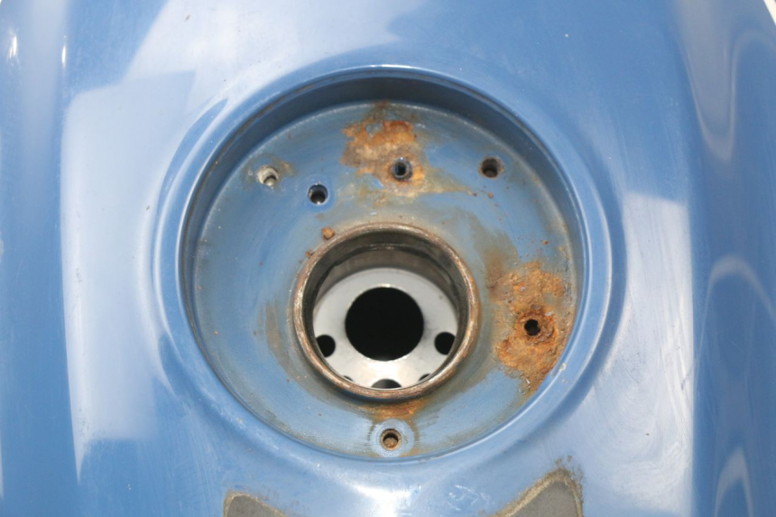 photo de Serbatoio carburante YAMAHA FJR ABS 1300 (2006 - 2012) - Primo piano ad alta risoluzione