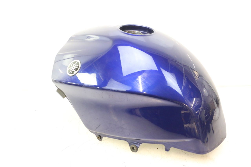 photo de SERBATOIO CARBURANTE  YAMAHA FJR 1300 (2001 - 2005) - Primo piano ad alta risoluzione