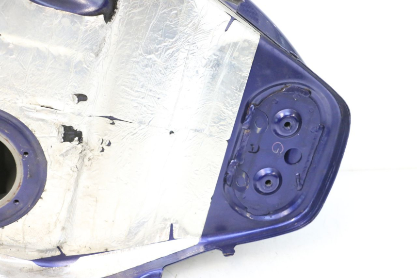photo de SERBATOIO CARBURANTE  YAMAHA FJR 1300 (2001 - 2005) - Primo piano tecnico