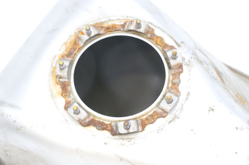 photo de SERBATOIO CARBURANTE  HONDA FJS SILVER WING SILVERWING 400 (2005 - 2008) - Dettaglio del componente