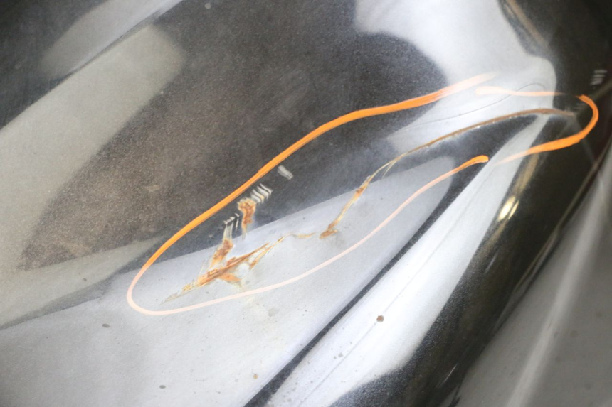 photo de SERBATOIO CARBURANTE  YAMAHA FZ6 N FAZER 600 (2004 - 2006) - Vista principale