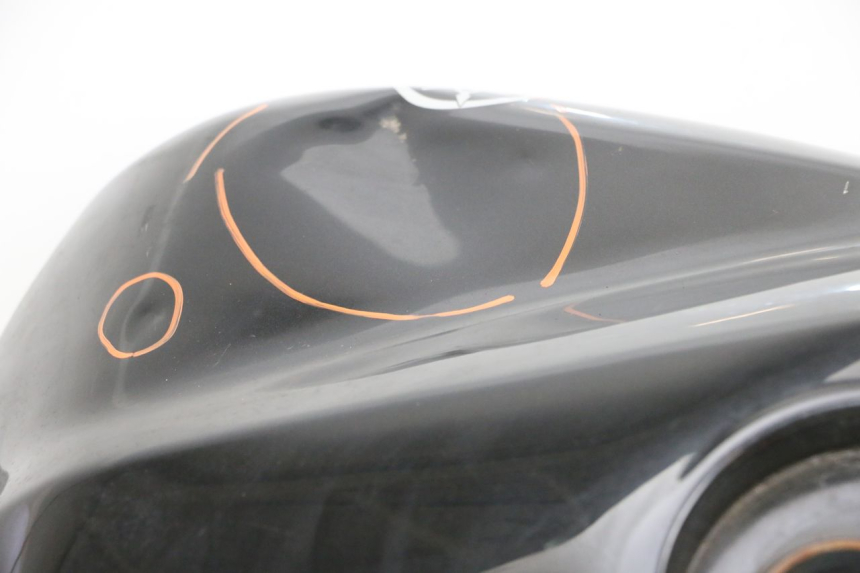 photo de SERBATOIO CARBURANTE  YAMAHA FZ6 N FAZER 600 (2004 - 2006) - Dettagli dei punti di fissaggio