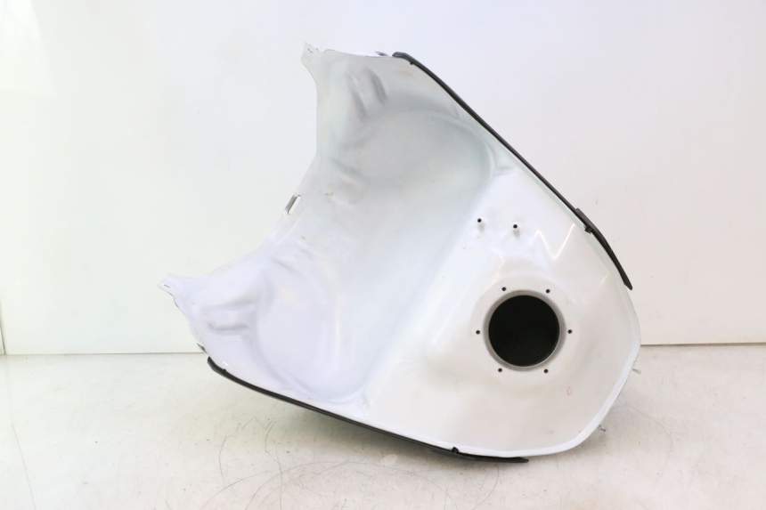 photo de SERBATOIO CARBURANTE  YAMAHA FZ8 800 (2010 - 2016) - Zoom sui componenti