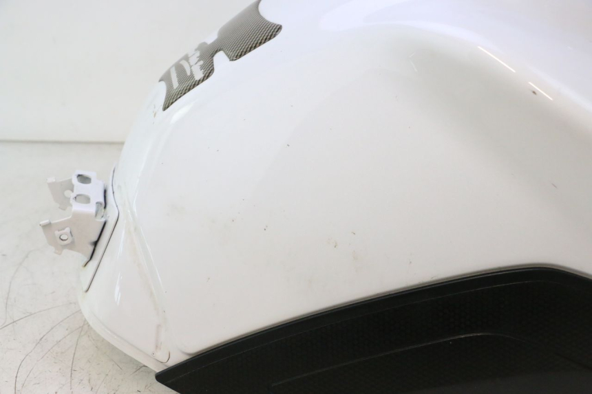photo de SERBATOIO CARBURANTE  YAMAHA FZ8 800 (2010 - 2016) - Zoom qualità usato