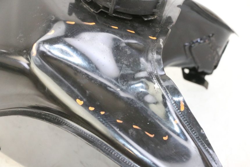 photo de SERBATOIO CARBURANTE  BMW G310 R 310 (2016 - 2020) - Marcature e riferimenti originali