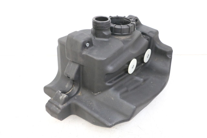 photo de SERBATOIO CARBURANTE  PEUGEOT GEOPOLIS RS 125 (2007 - 2009) - Primo piano tecnico