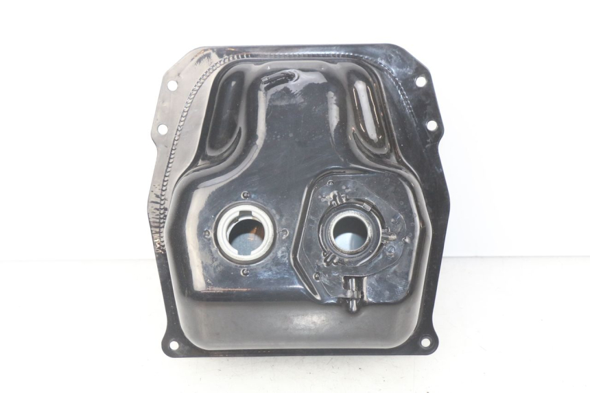 photo de SERBATOIO CARBURANTE NECO GPX 4T 50 (2018 - 2022) - Zoom sullo stato d'uso