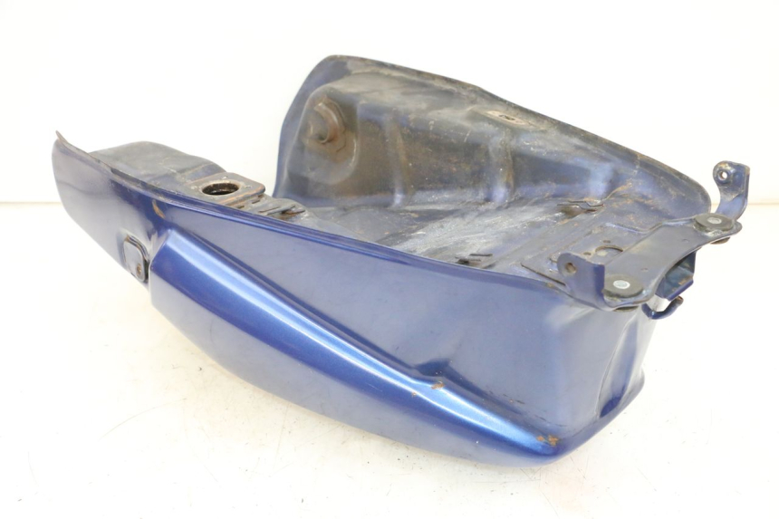 photo de SERBATOIO CARBURANTE  KAWASAKI GPX R WARBIRD 600 (1988 - 1993) - Zoom sullo stato d'uso