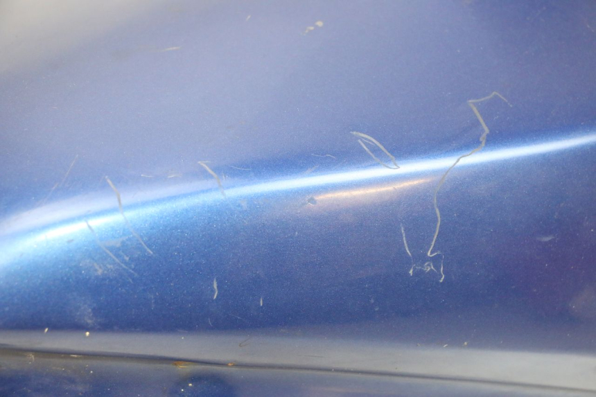 photo de SERBATOIO CARBURANTE  KAWASAKI GPX R WARBIRD 600 (1988 - 1993) - Stato della superficie e materiale