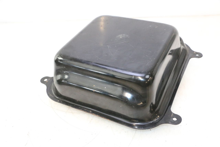 photo de SERBATOIO CARBURANTE  KYMCO GRAND DINK 125 (2008 - 2014) - Dettagli dei punti di fissaggio