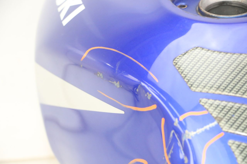 photo de SERBATOIO CARBURANTE  SUZUKI GS GSE 500 (2001 - 2003) - Angolazione alternativa