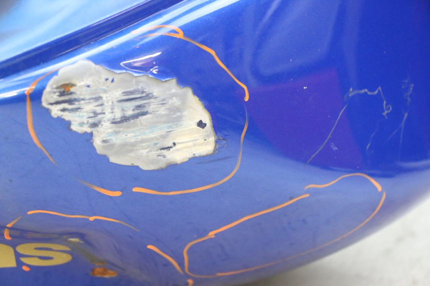 photo de SERBATOIO CARBURANTE  SUZUKI GSF S BANDIT 600 (2000 - 2004) - Dettaglio del componente