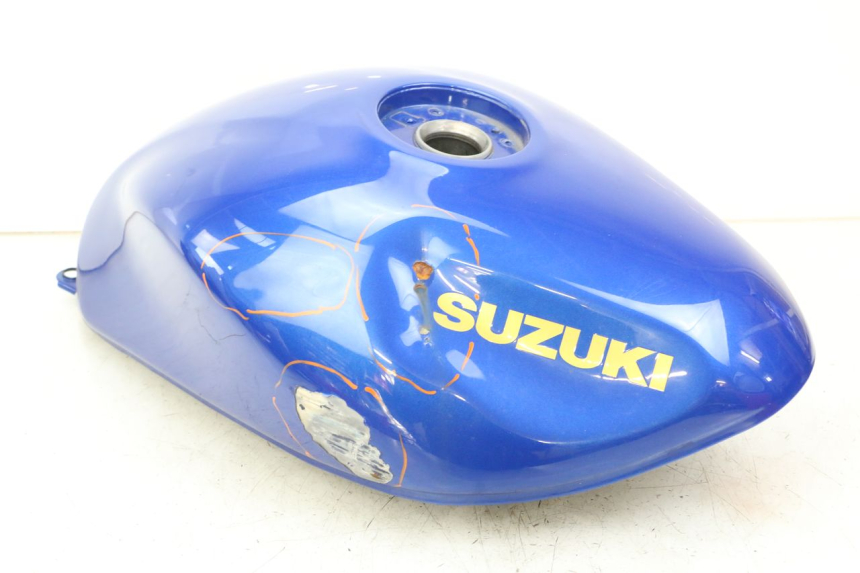 photo de SERBATOIO CARBURANTE  SUZUKI GSF S BANDIT 600 (2000 - 2004) - Focus sulla struttura
