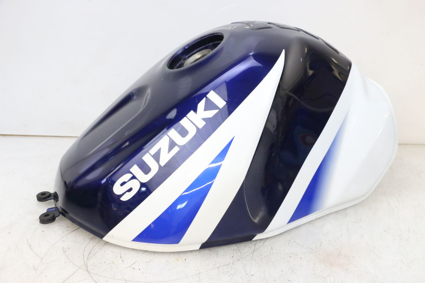 photo de SERBATOIO CARBURANTE  SUZUKI GSXR GSX-R 1000 (2003 - 2004) - Zoom sullo stato d'uso