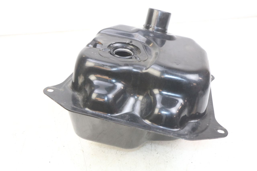 photo de SERBATOIO CARBURANTE EUROCKA GTR 50 (2007 - 2017) - Primo piano tecnico