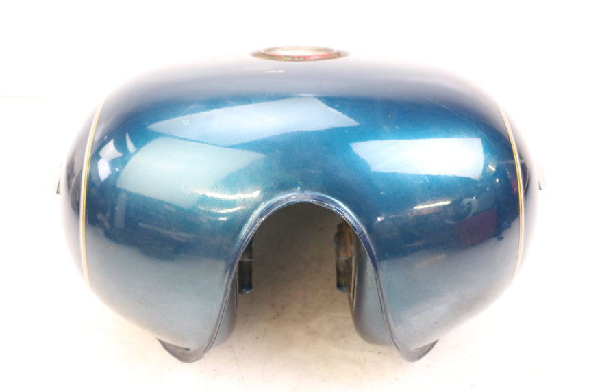 photo de SERBATOIO CARBURANTE  SUZUKI GZ MARAUDER 125 (1998 - 2004) - Zoom sui componenti