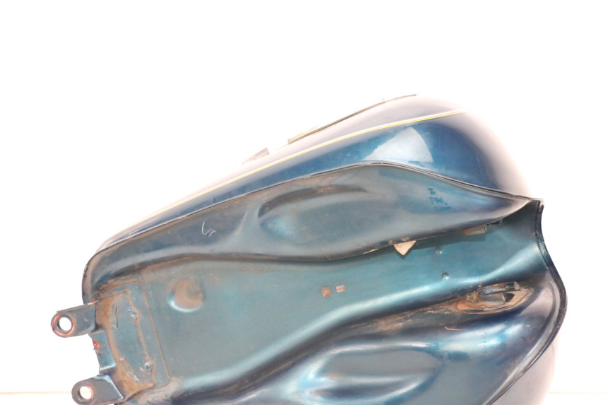 photo de SERBATOIO CARBURANTE  SUZUKI GZ MARAUDER 125 (1998 - 2004) - Vista d'insieme del prodotto