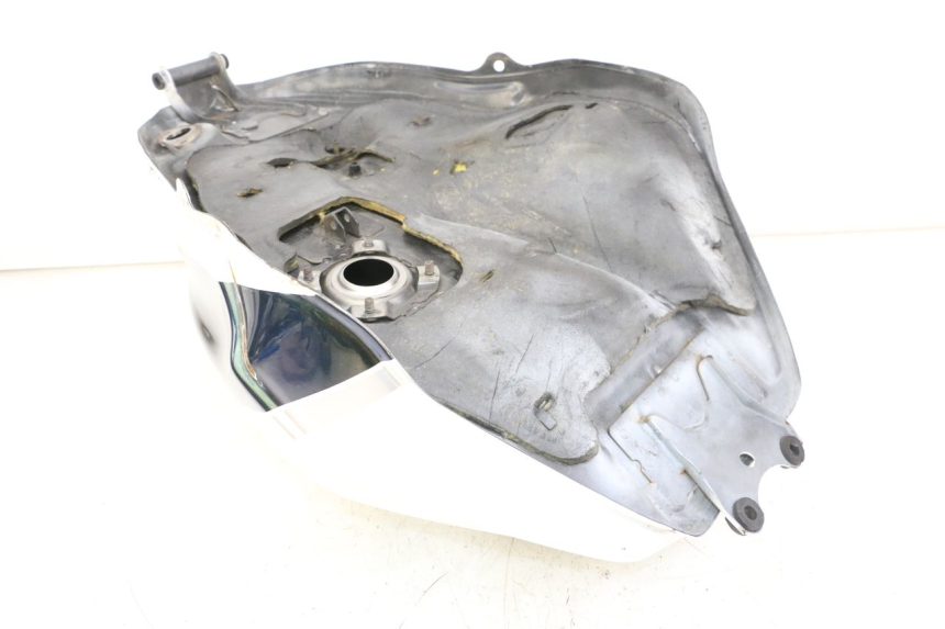 photo de SERBATOIO CARBURANTE  HONDA CBR F 1000 (1993 - 1996) - Dettagli dei punti di fissaggio