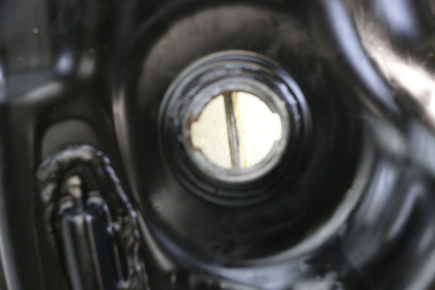 photo de SERBATOIO CARBURANTE  HONDA SH i 300 (2015 - 2020) - Altra angolazione