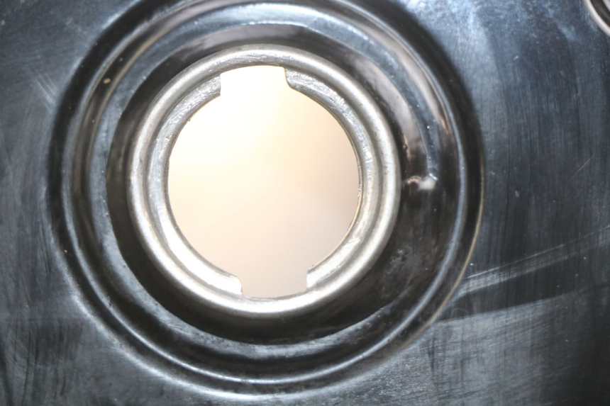 photo de SERBATOIO CARBURANTE YAMAHA HW XENTER 125 (2011 - 2017) - Stato della superficie e materiale