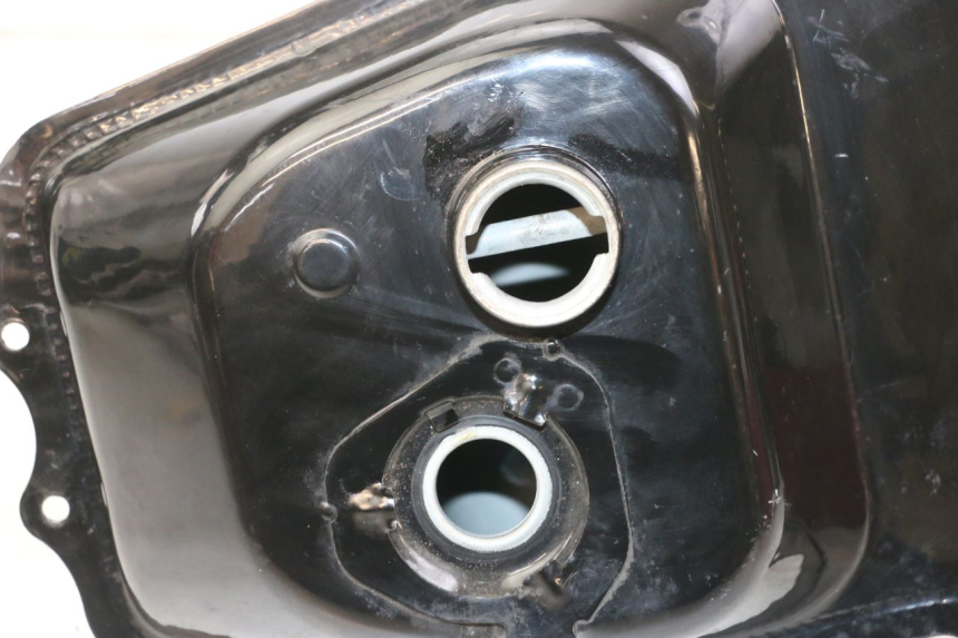 photo de SERBATOIO CARBURANTE  JM MOTORS VX 125 (2022 - 2025) - Dettaglio del componente