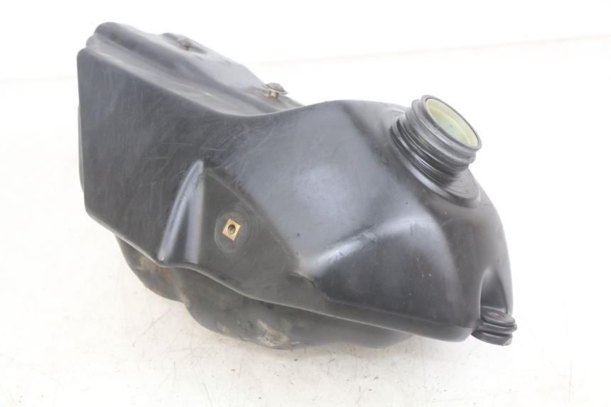 photo de SERBATOIO CARBURANTE KAWASAKI KX 85 (2001 - 2013) - Dettagli dei punti di fissaggio