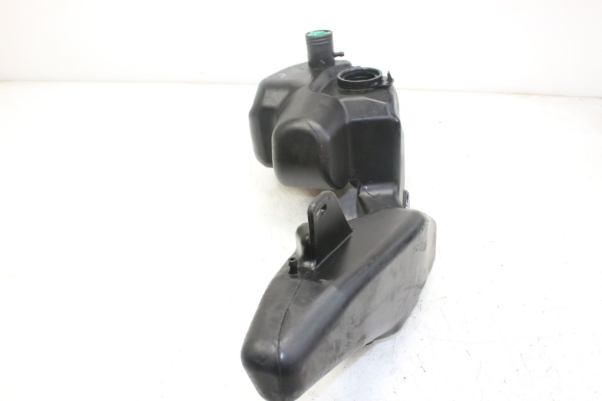 photo de SERBATOIO CARBURANTE PIAGGIO LIBERTY 4T 50 (2004 - 2008) - Altra angolazione