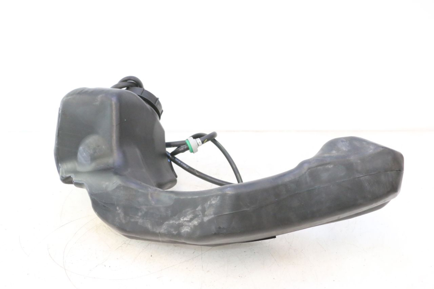 photo de SERBATOIO CARBURANTE PIAGGIO LIBERTY IGET 4T 50 (2015 - 2020) - Primo piano tecnico