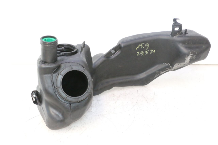photo de SERBATOIO CARBURANTE  PIAGGIO LIBERTY IGET 4T 50 (2021 - 2025) - Altra angolazione