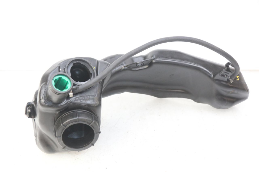 photo de SERBATOIO CARBURANTE PIAGGIO LIBERTY IGET S 125 (2016 - 2020) - Primo piano tecnico