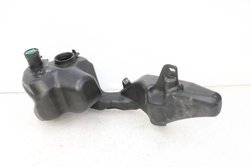 photo de SERBATOIO CARBURANTE  PIAGGIO LIBERTY 125 (1998 - 2008) - Altra angolazione