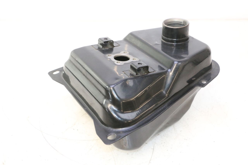 photo de SERBATOIO CARBURANTE  LONGJIA LJ50QT 8M 2T 50 (2010 - 2017) - Dettagli dei punti di fissaggio