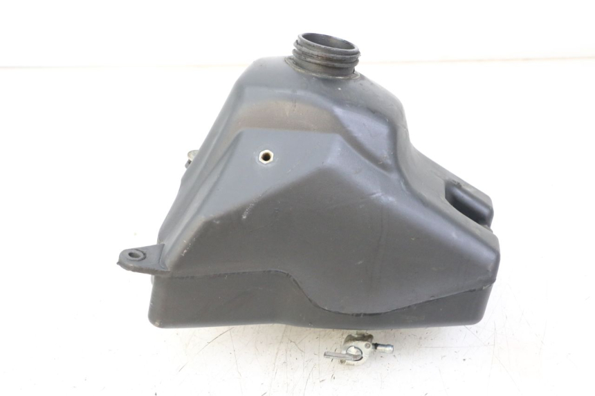photo de SERBATOIO CARBURANTE LONCIN DIRT BIKE 125 - Primo piano tecnico