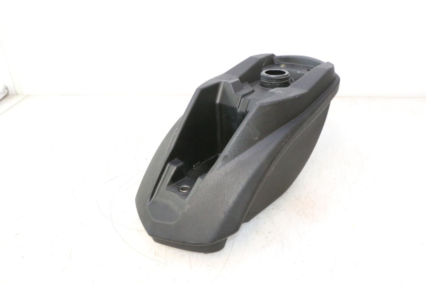 photo de SERBATOIO CARBURANTE  PEUGEOT LUDIX PRO 2T 50 (2010 - 2017) - Zoom sullo stato d'uso