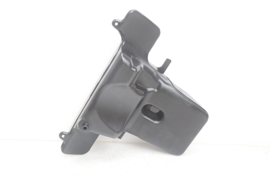 photo de Serbatoio carburante SYM MIO 50 (2005 - 2010) - Primo piano tecnico