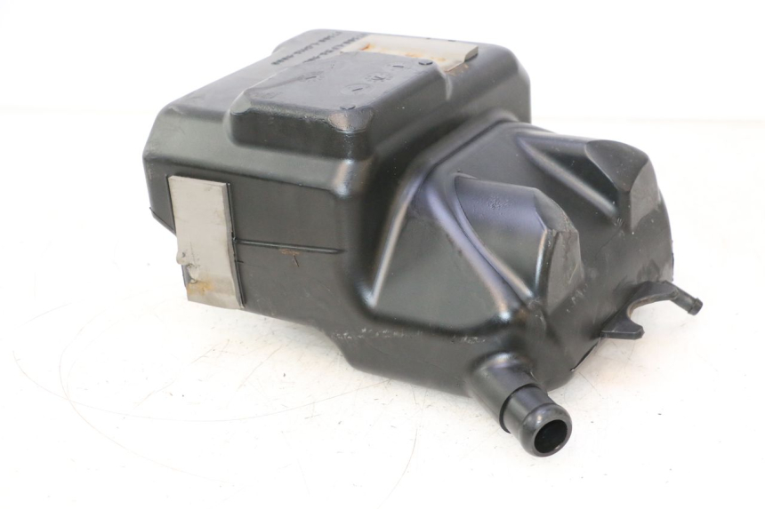 photo de SERBATOIO CARBURANTE  KYMCO MOVIE S 125 (2009 - 2018) - Primo piano tecnico