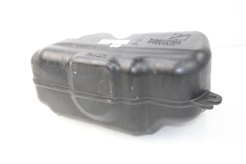 photo de Serbatoio carburante PIAGGIO MP3 HPE 500 (2019 - 2022) - Dettaglio del componente