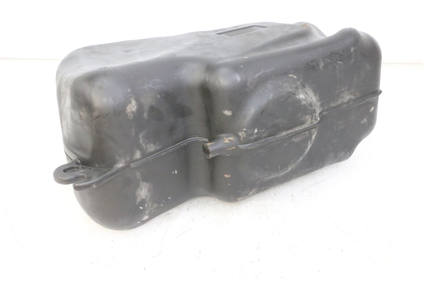 photo de SERBATOIO DELLA BENZINA PIAGGIO MP3 LT 300 (2010 - 2016) - Zoom sullo stato d'uso