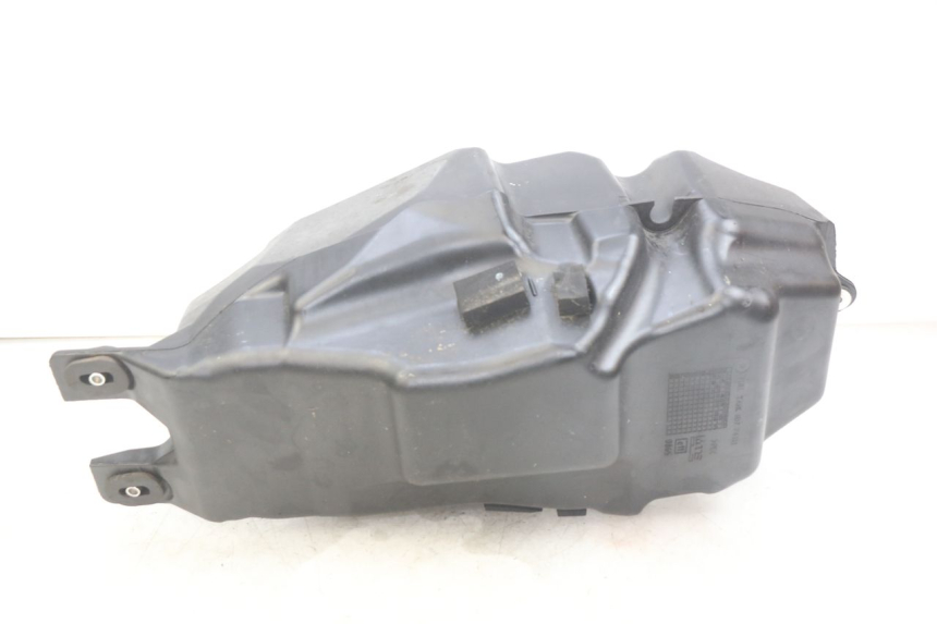 photo de SERBATOIO CARBURANTE YAMAHA MT ABS 125 (2014 - 2018) - Zoom sullo stato d'uso