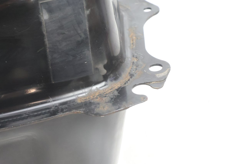 photo de SERBATOIO CARBURANTE  YAMAHA N-MAX NMAX 125 (2021 - 2024) - Zoom sullo stato d'uso