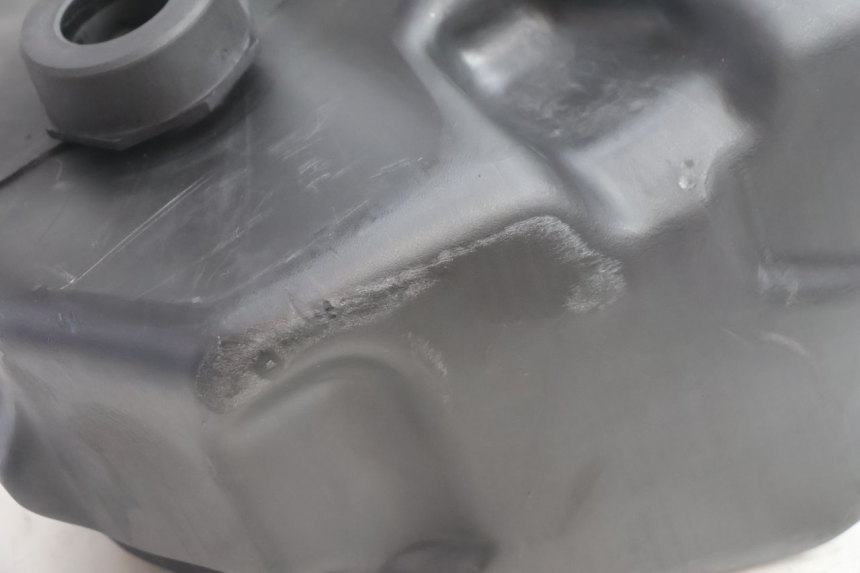 photo de SERBATOIO CARBURANTE  YAMAHA NEO'S NEOS 2T 50 (1998 - 2007) - Dettaglio del componente