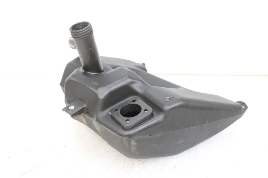 photo de SERBATOIO CARBURANTE PIAGGIO NEW TYPHOON 50 (2018 - 2021) - Altra angolazione