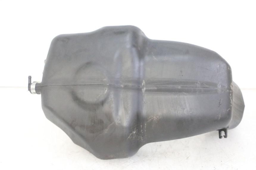 photo de SERBATOIO CARBURANTE  PIAGGIO NRG POWER PUREJET 50 (2018 - 2021) - Zoom sullo stato d'uso