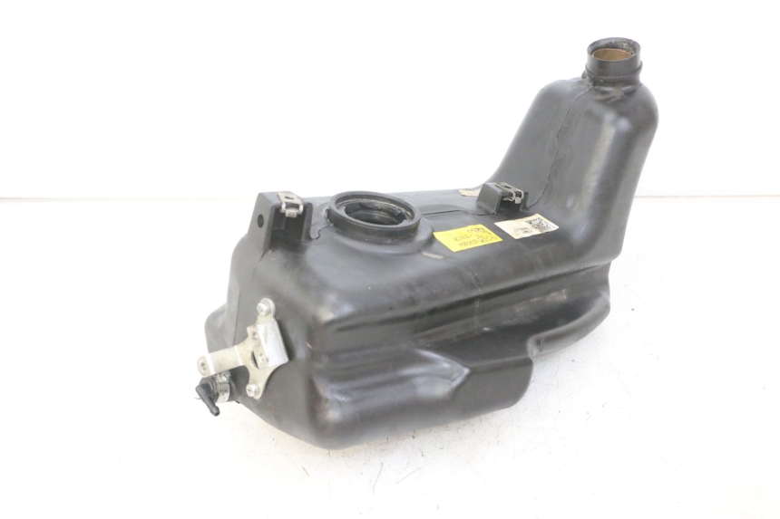 photo de SERBATOIO CARBURANTE  PIAGGIO NRG POWER PUREJET 50 (2018 - 2021) - Dettagli dei punti di fissaggio