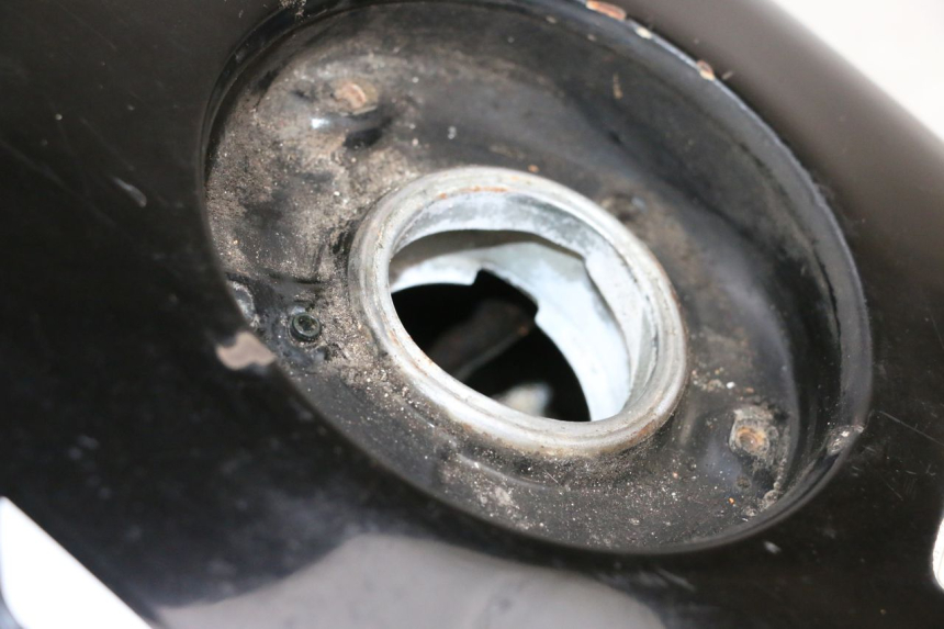 photo de SERBATOIO CARBURANTE  HONDA NSR R 125 (1994 - 2003) - Altra vista dell'articolo