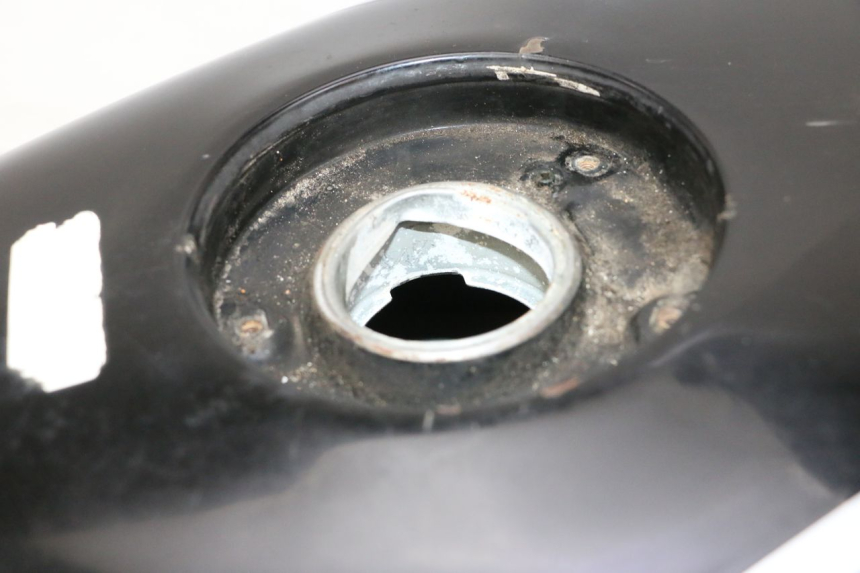 photo de SERBATOIO CARBURANTE  HONDA NSR R 125 (1994 - 2003) - Primo piano ad alta risoluzione